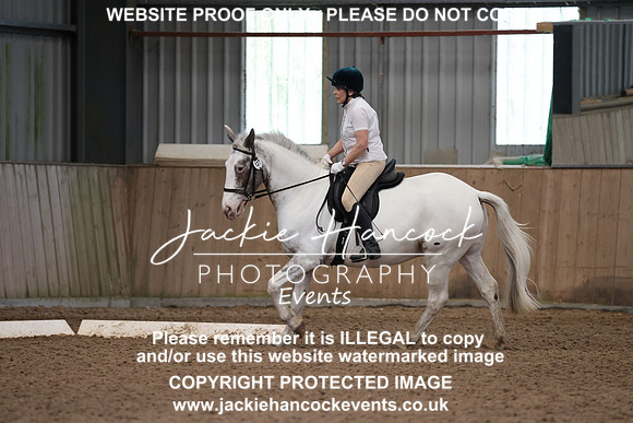 R5JH1564