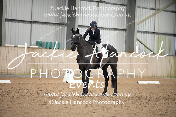 TMO00611