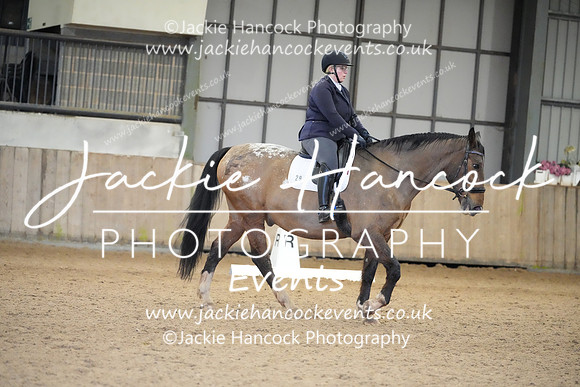 TMO02083