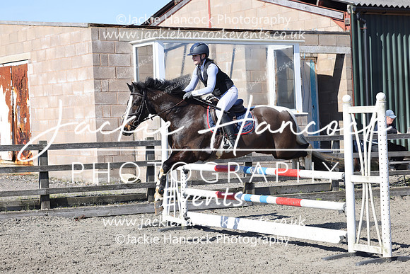 R5JH1742