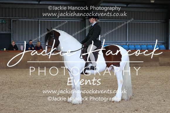 SRC-Showing-220326-582