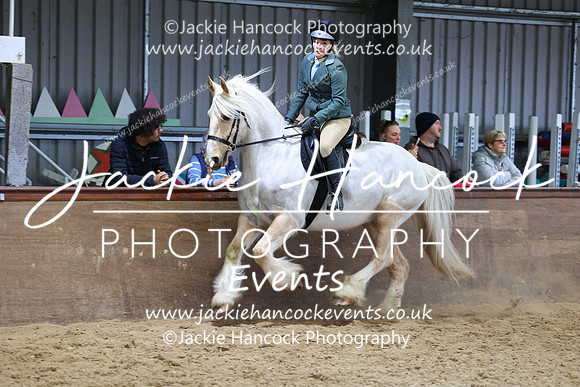 SRC-Showing-220326-1372