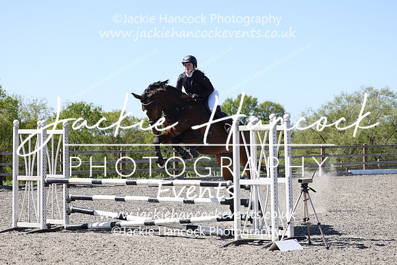 R6JH0803