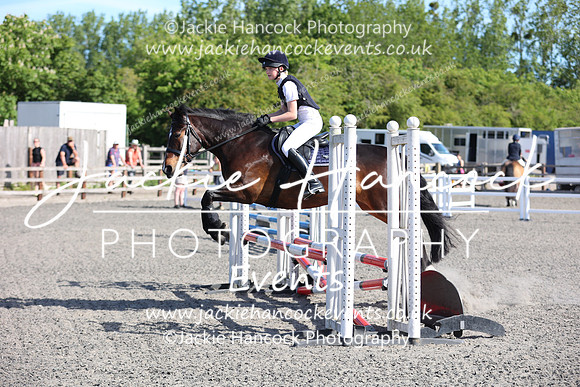 EJV_0064