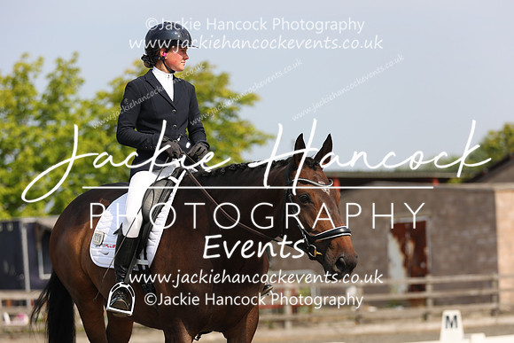 EJV_0201
