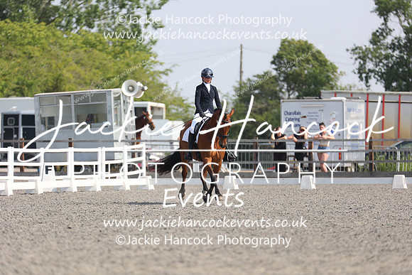 EJV_0275