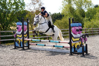 SHOWJUMPING - between 11:00 - 12:00