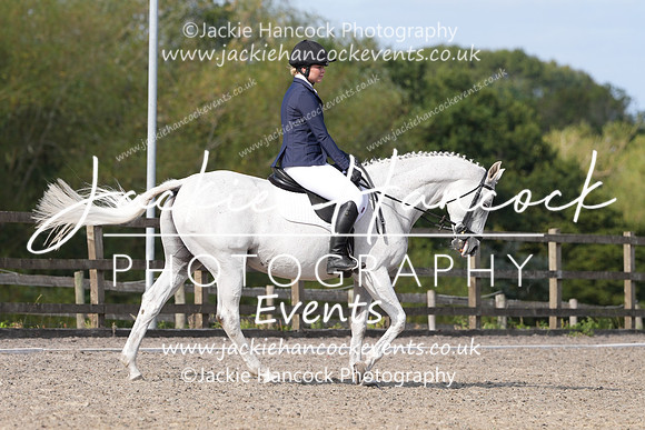 TMO00221