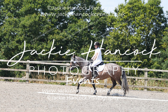 TMO01029