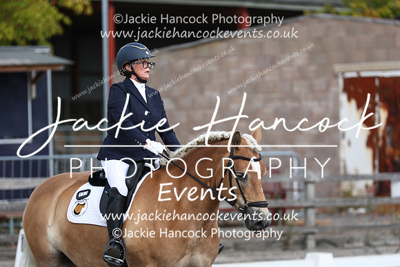 EJV_0070