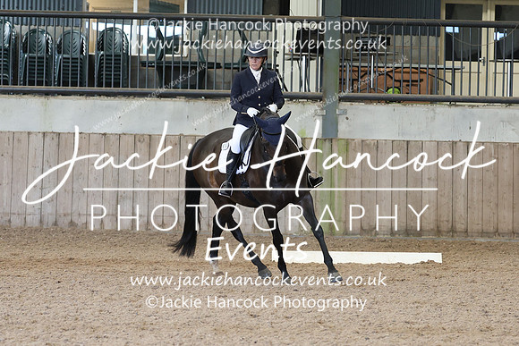 R6JH0673