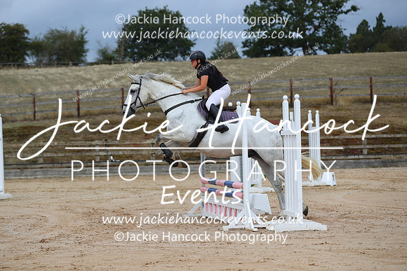 XC1_8445