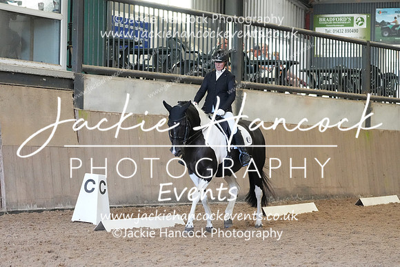 TMO00244