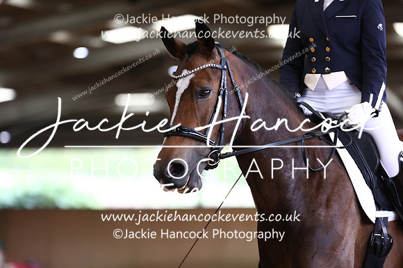 EJV_0472