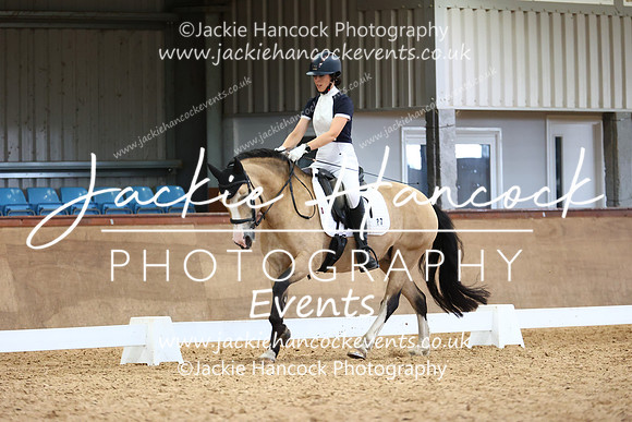 EJV_0868