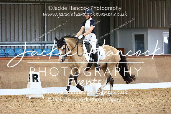 EJV_0869