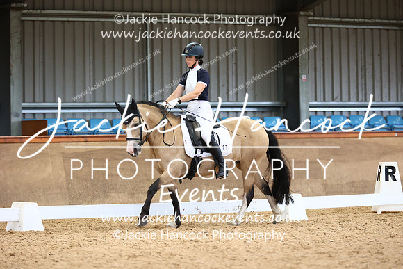 EJV_0870