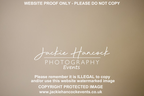 R5JH3747