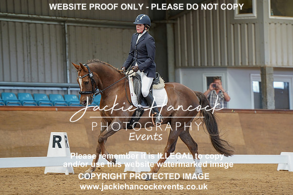 DSC01044E