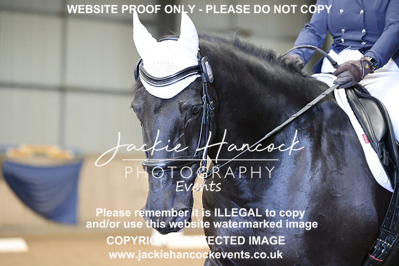 R5JH1674