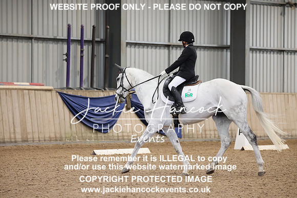 R5JH3503