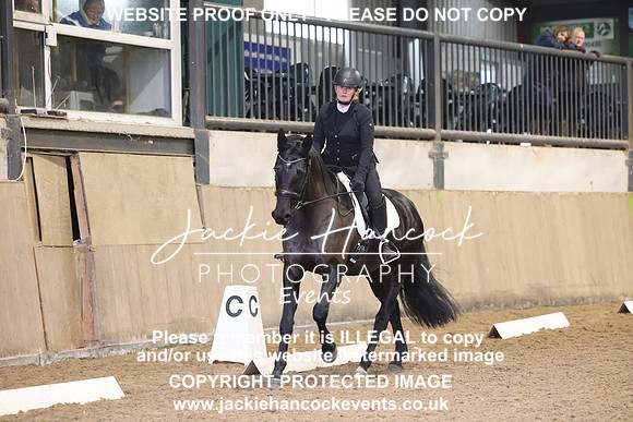 R5JH6542