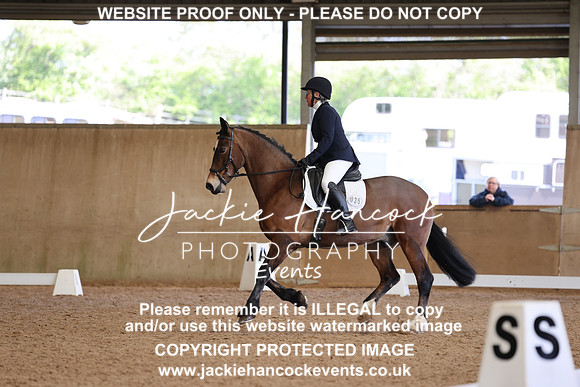 R5JH7017