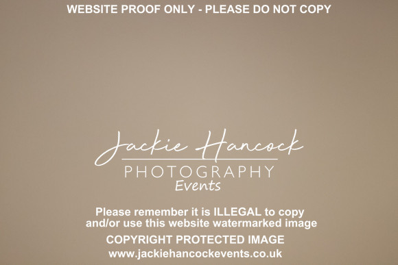 R5JH7196