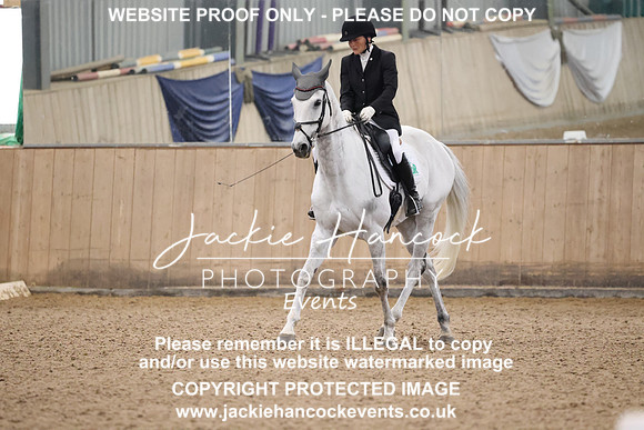 R5JH3508